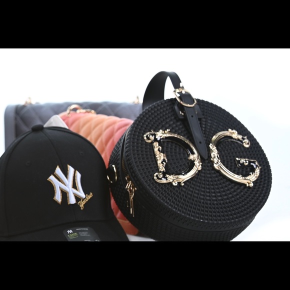 Brand New DG Crossbody Bag - Picture 3 of 3